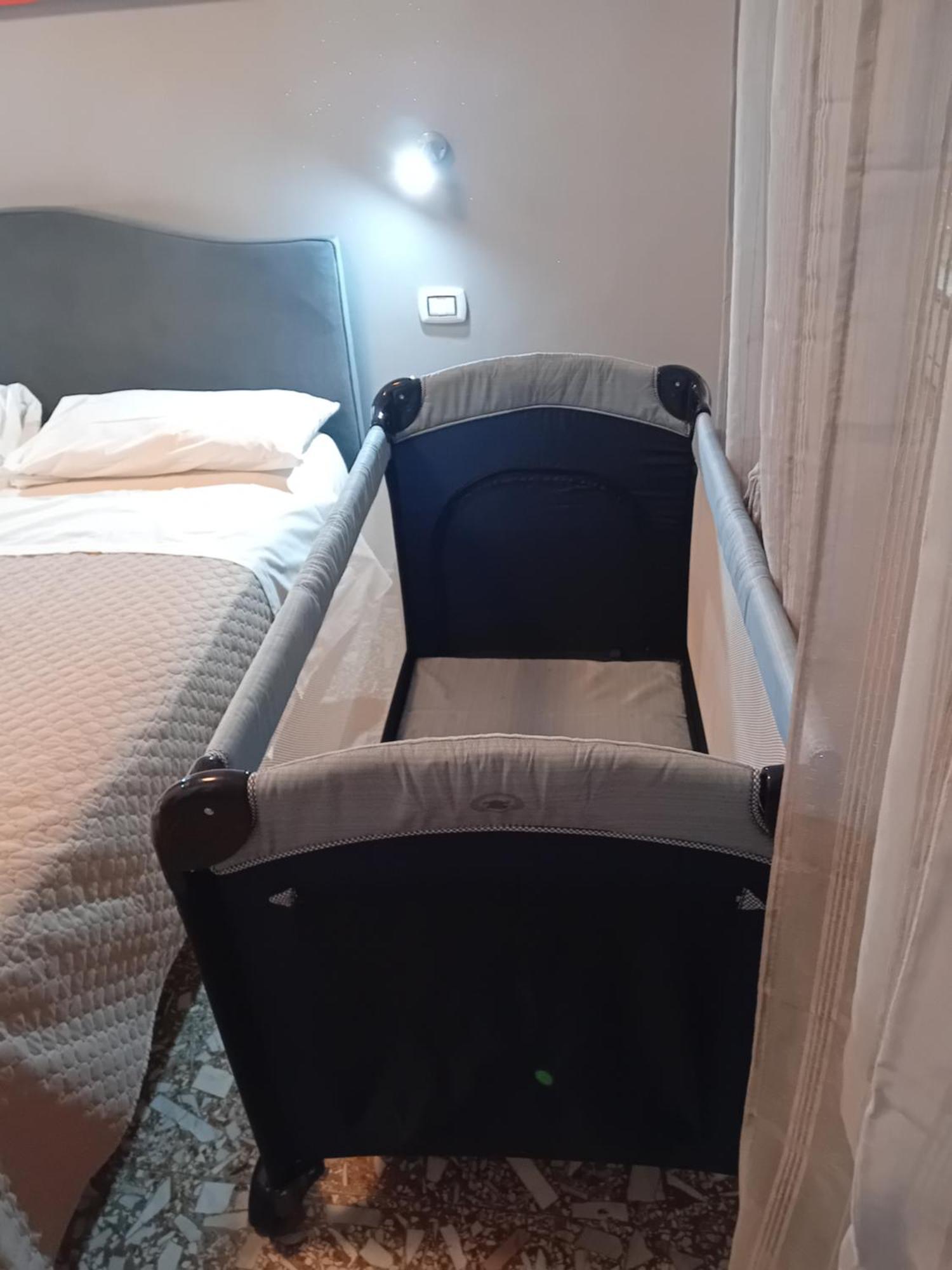 شقة A Casa Di Lo روما المظهر الخارجي الصورة